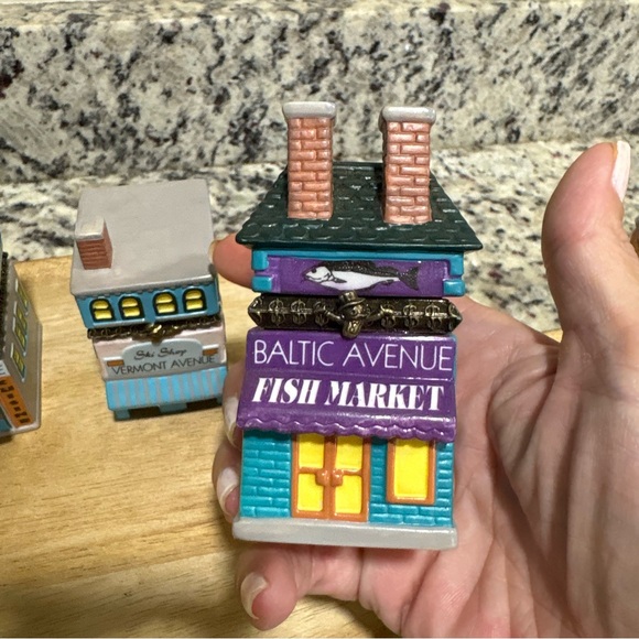 Monopoly Hinged  Trinket Boxes -1999- Lot Of 4-  Hasbro - Picture 2 of 16